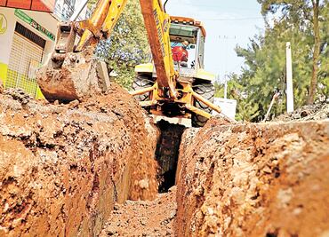 Hallan 13 socavones en una sola colonia de Ecatepec