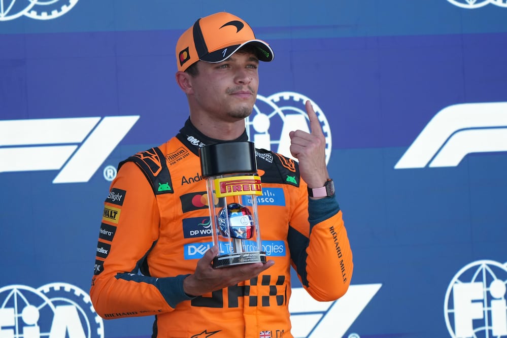 Lando Norris con McLaren, durante el Gran Premio de Miami - Foto: AP