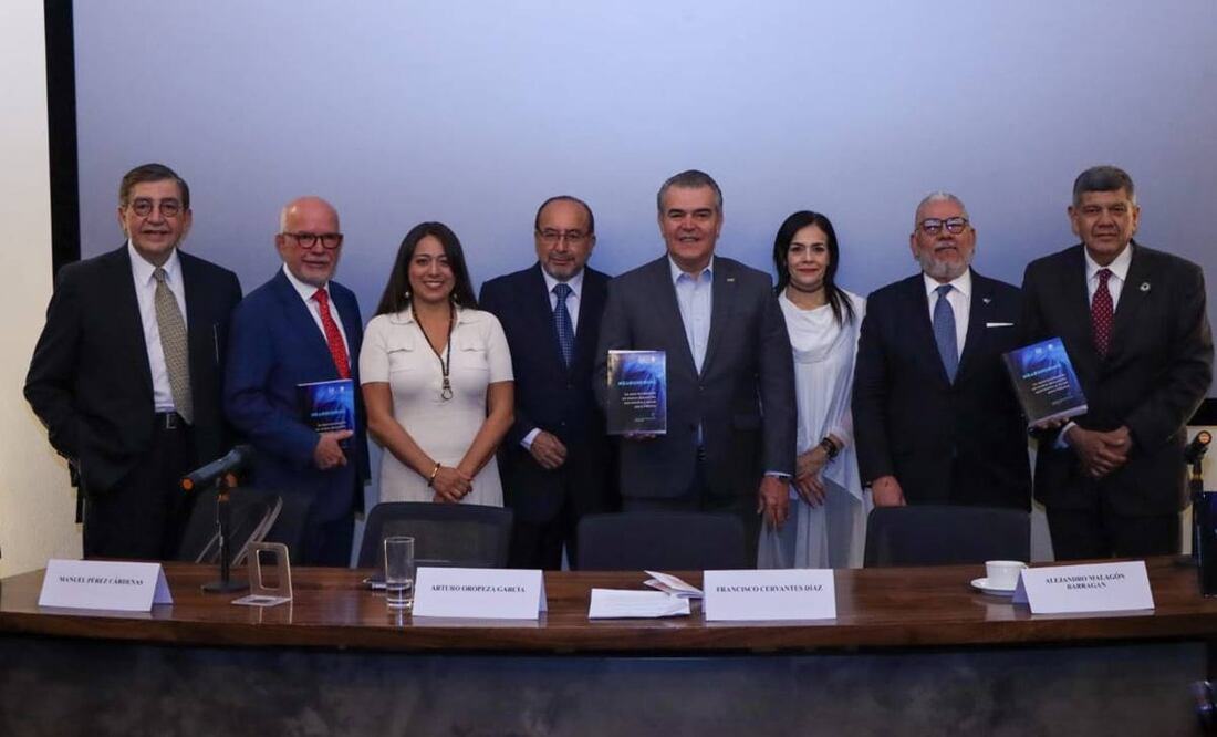 “Para que el nearshoring se traduzca en una verdadera cauda de inversiones de alta tecnología hacia nuestro país se requiere que exista una amplia oferta de seguridades y servicios", afirmó Francisco Cervantes, presidente del CCE.