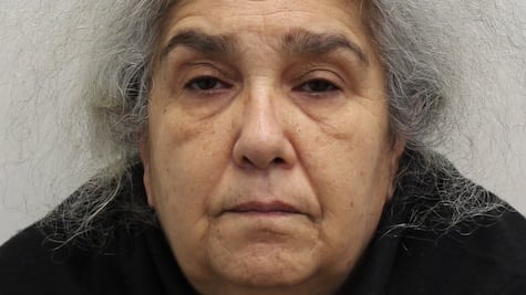 Mujer roba diamantes valuados en 5,7 mdd y solo paga multa de 340 dólares