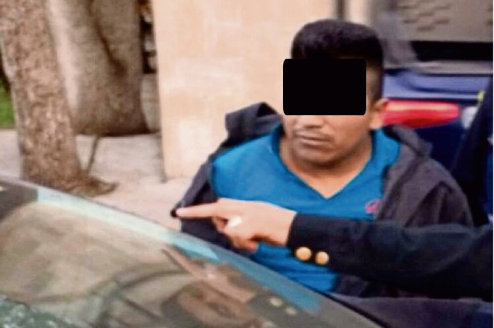 El arrestado, de 28 años, fue trasladado a la Agencia del Ministerio Público IZP-6, donde se inició la carpeta de investigación por el delito de robo. (SSP)