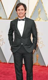 Gael García responde al tuit de Calderón