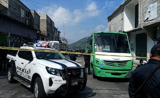 Asesinan a operador y checador de transporte público en Tlalnepantla; atacan unidad a balazos