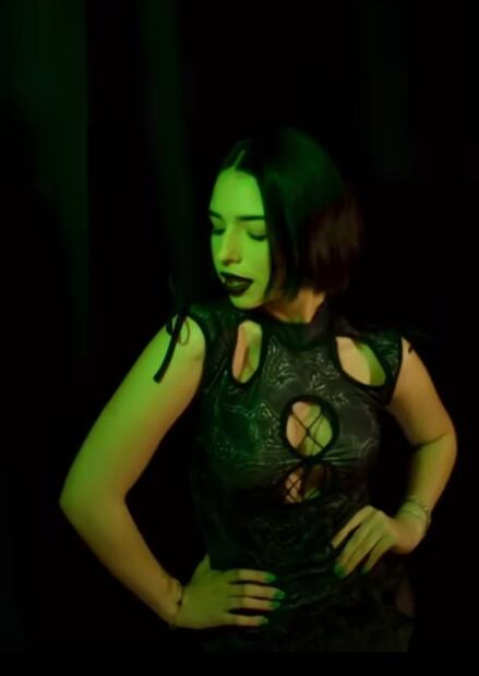 Ángela Aguilar modela la lencería de Rihanna y enciende Instagram