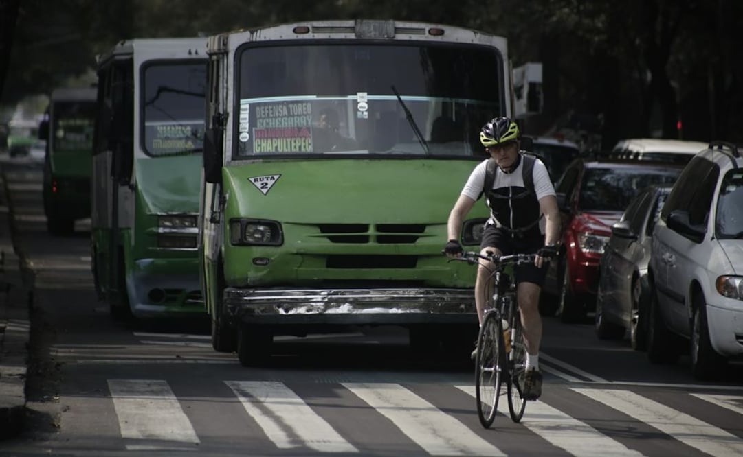 Sustituirán 214 microbuses que circulan por Reforma por nuevas unidades