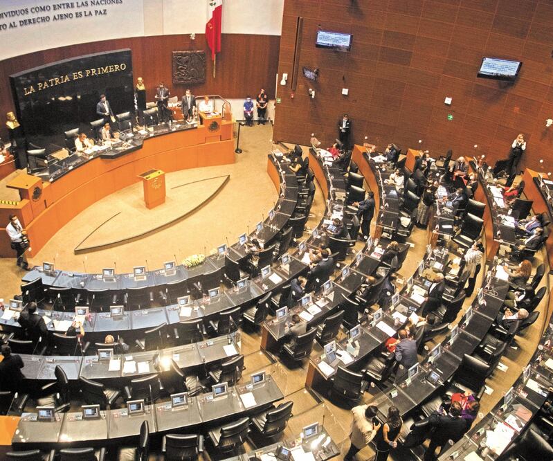 Los senadores destacaron el diálogo del gobierno y la IP. Foto: ARCHIVO EL UNIVERSAL