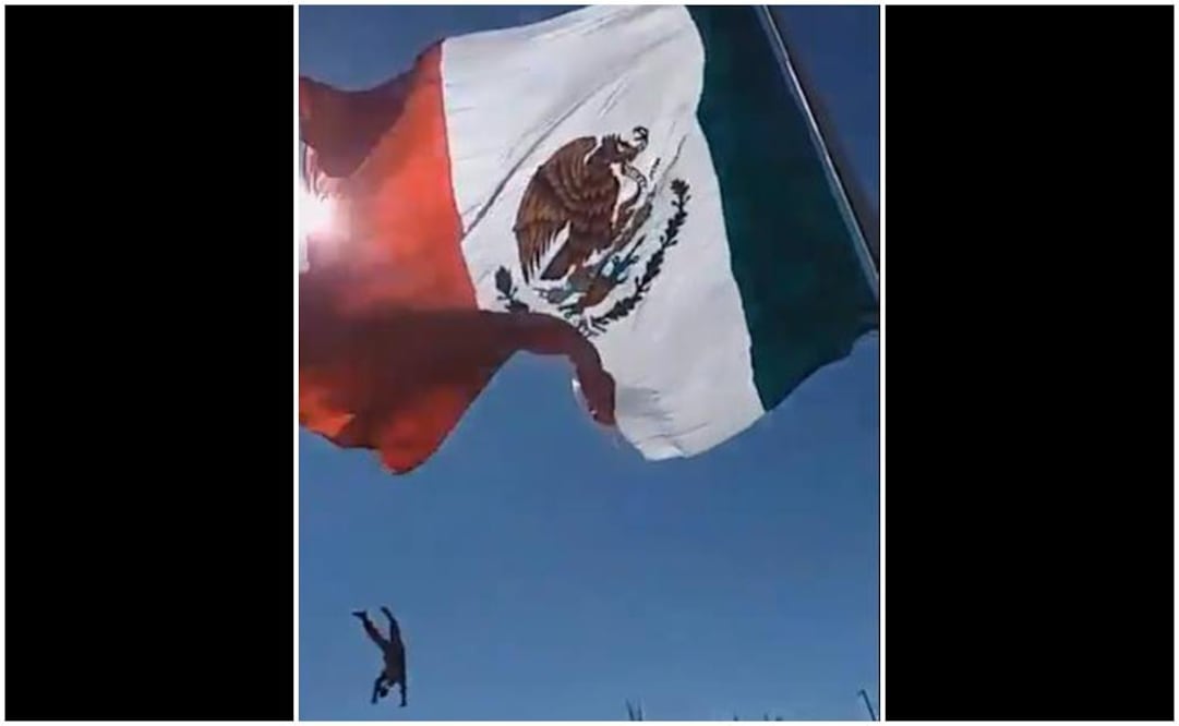 El soldado se enredó en la bandera durante una ceremonia. Foto: Especial