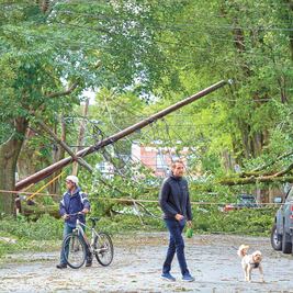 Dorian inunda las costas de Canadá