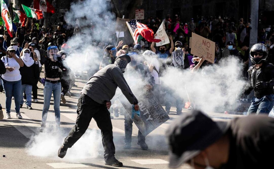Protestas en los Ángeles durante el "No Kings Day". (14/06/25) Foto: AFP