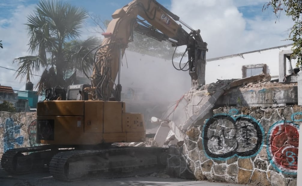 Inicia la demolición del hospital general para dar paso al Nuevo Hospital Materno Infantil de Cancún. Foto: Especial