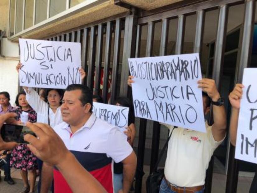 Periodistas protestan por asesinato de reportero en Chiapas