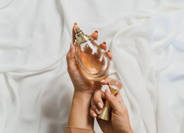 Los 10 mejores perfumes que harán que todos te pregunten: ¿cuál usas?