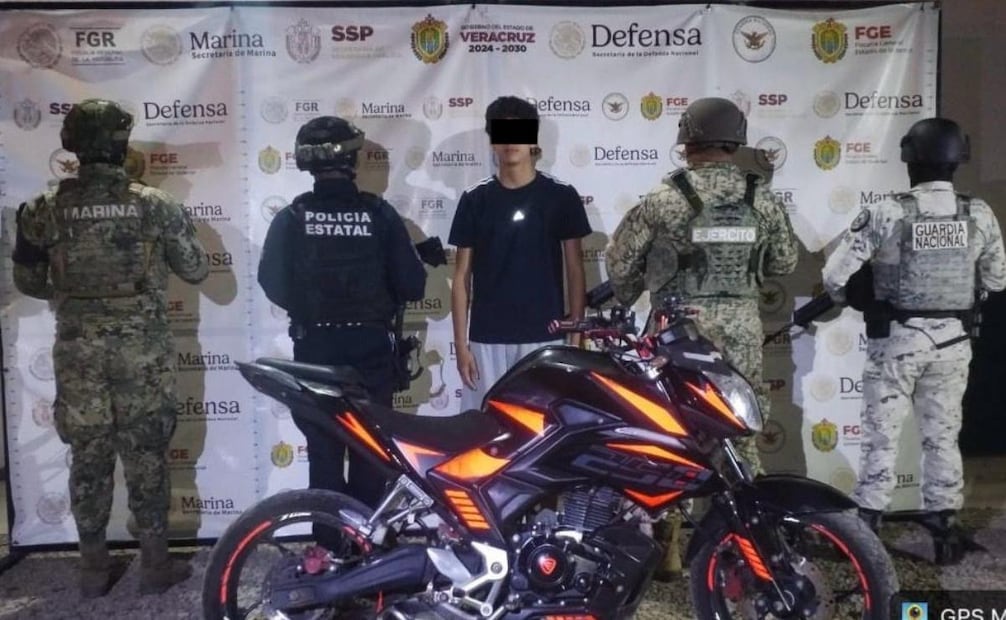 En tres días recuperan 364 vehículos con reporte de robo en Veracruz; detuvieron a 38 personas por distintos delitos.
Foto: Especial.