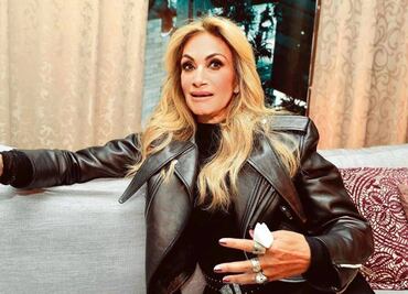 Adela Micha se une a la tendencia del look motomami