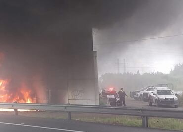 Sindicatos bloquean autopista Puebla-Tlaxcala por disputa de control de ampliación de la ruta