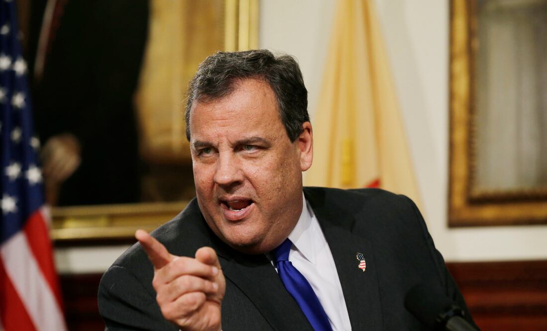Chris Christie, gobernador del estado de Nueva Jersey y aliado de Donald Trump desde que abandonó la contienda para la candidatura republicana (Foto: AP)