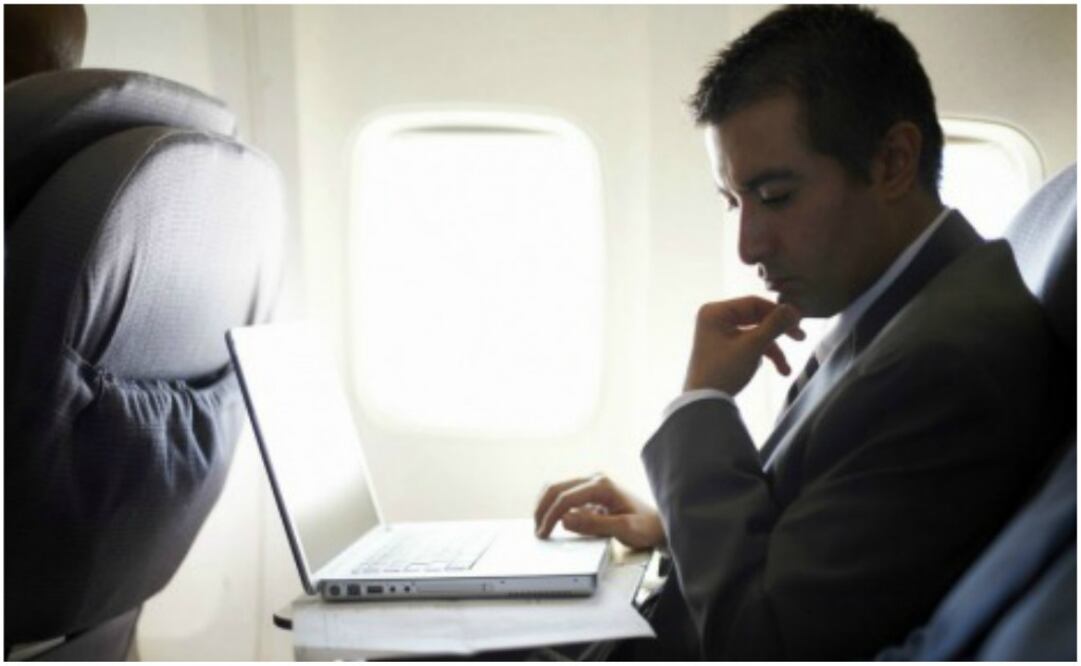 En marzo pasado, EU vetó como equipaje de mano los laptops y otros dispositivos electrónicos en vuelos sin escalas procedentes de varios países de mayoría musulmana