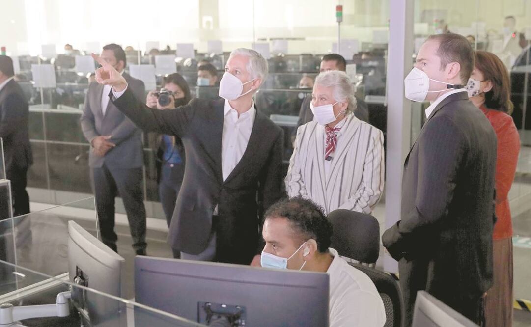 El gobernador Alfredo del Mazo y la secretaria de Gobernación, Olga Sánchez Cordero, pusieron en marcha la nueva unidad. Foto: Especial.
