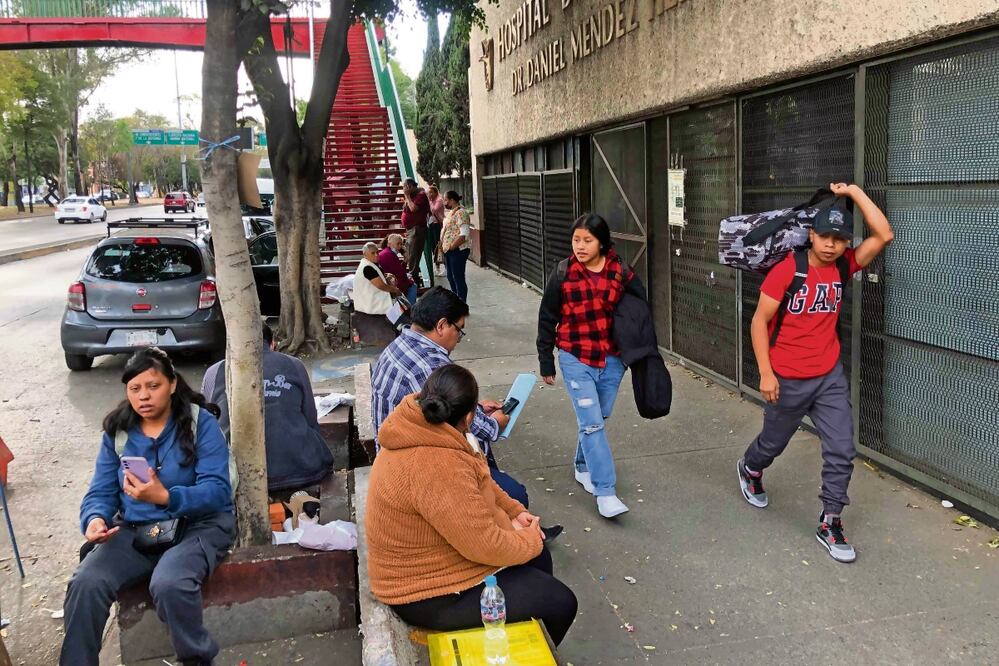 Hasta el 12 de enero se registraron 19 unidades médicas con 70% o más de ocupación; otras 16 presentan 100%, según cifras oficiales. Foto: Diego Simón / EL UNIVERSAL