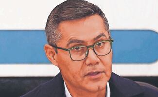Ulloa, ¿beneficiario de “caridad” morenista? 