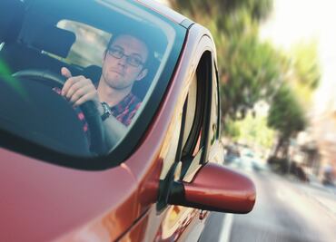 Aseguran que los millennials son los que más adquieren seguros de auto