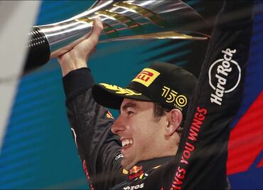 Checo Pérez triunfó en el GP de Singapur, donde sólo habían ganado campeones del mundo