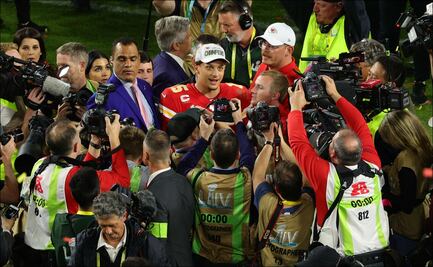 NFL acredita a medios fantasma para el Super Bowl