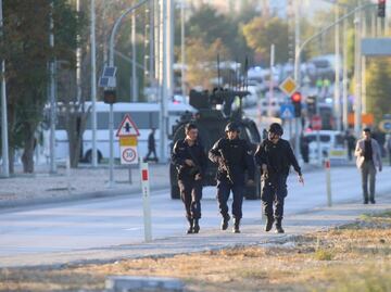 Suman 5 muertos por atentado en fábrica aeroespacial de Turquía; autores son miembros del grupo armado PKK