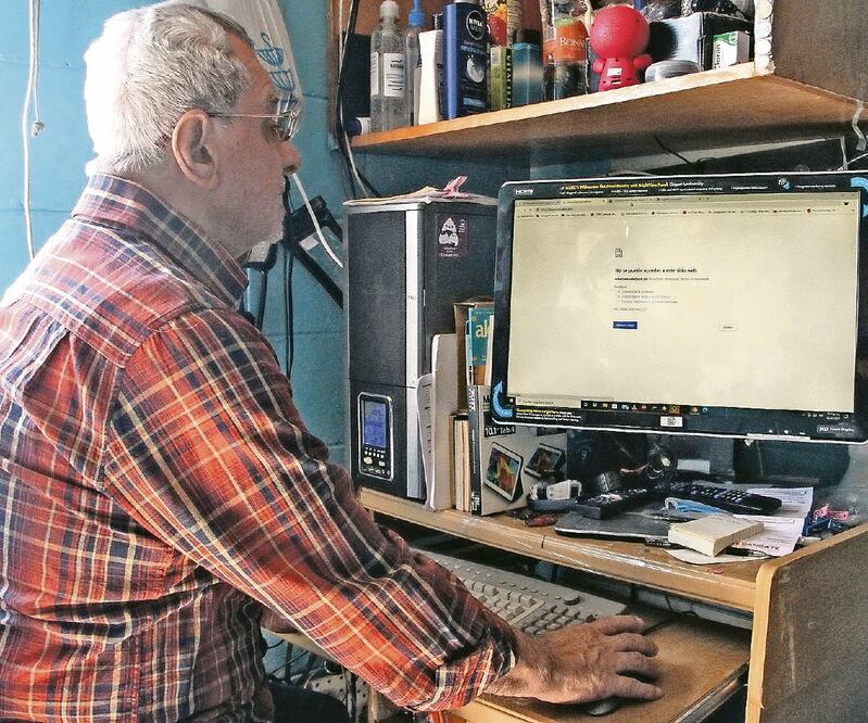 Tan pronto se lanzó al público el registro digital MiVacuna, del gobierno federal, la página colapsó en cuestión de horas. Foto: ARCHIVO EL UNIVERSAL