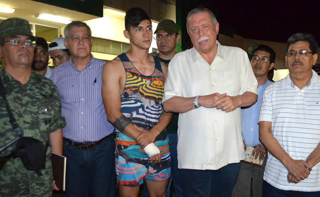Alan Pulido acapara tinta