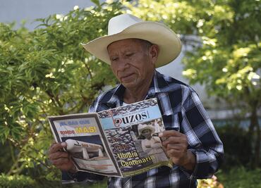 La revista buzos de la noticia cumple 25 años de vida