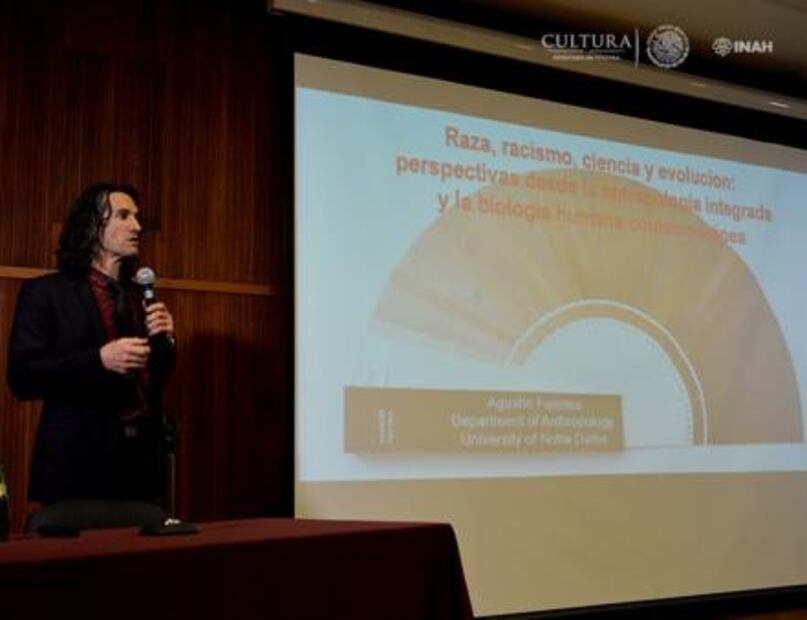 Agustín Fuentes: "Mitos raciales, idea errónea de europeos y norteamericanos"