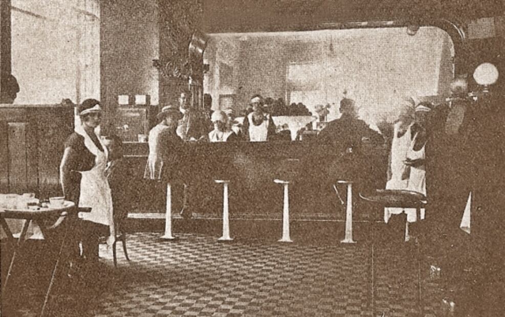 Los quick lunch, donde las tertulias eran con hot cakes