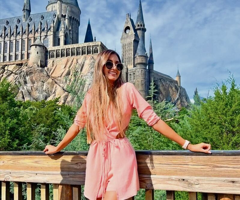 Manuela es abogada de profesión. Abrió su cuenta de Instagram en 2012, en la que comparte videos y fotografías de estilo de vida. Esta semana la creadora de contenido visitará México junto con su novio. Foto: INSTAGRAM 