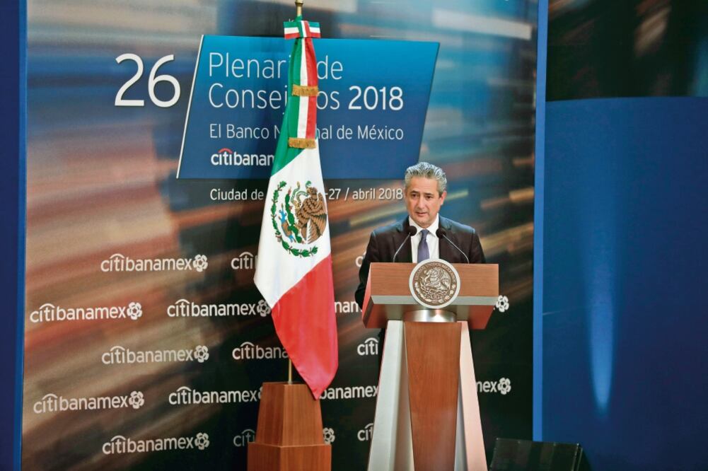 Ernesto Torres Cantú, director general de CitiBanamex, descarta que se tenga una desaceleración al cierre de año y durante los primeros meses de 2019 (ARCHIVO EL UNIVERSAL)