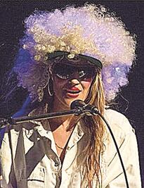 CocoRosie hace arder al Teatro Blanquita