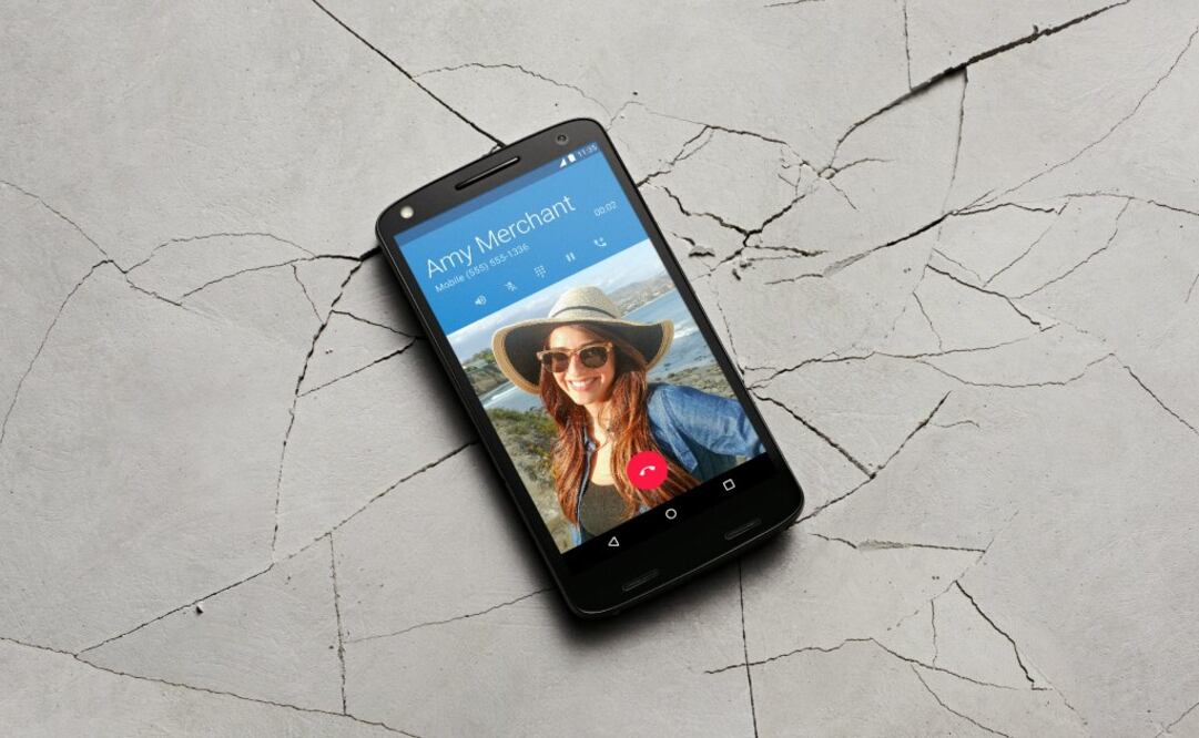 Motorola trabajó durante 4 años en la investigación para lograr una composición química adecuada y resistente