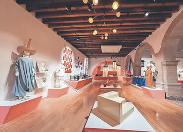 El libro que reivindica la obra de diseñadoras hecha en México