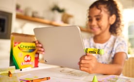 Sandisk lanza memoria en forma de Crayola; precio y disponibilidad 
