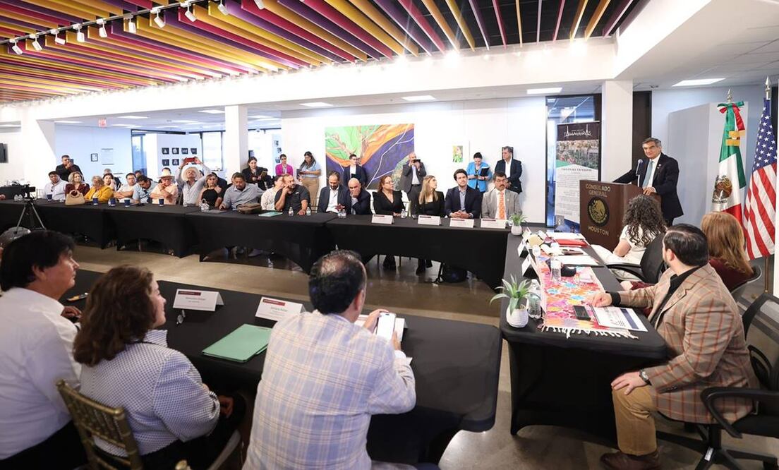 El gobernador de Tamaulipas, Américo Villarreal reconoció el rol que juegan las y los tamaulipecos en el exterior. Foto: Especial