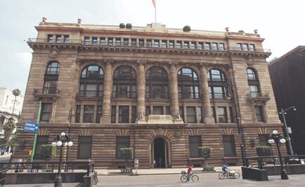 Banxico prevé mayor presión a la economía por confinamiento