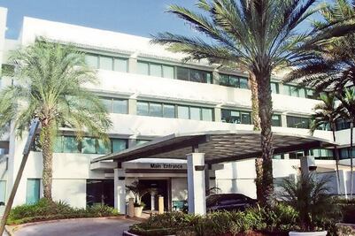 José José está estable y se ve bien, dicen en el hospital