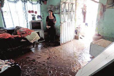 “Todo desapareció en el río de lodo, piedras y agua” 