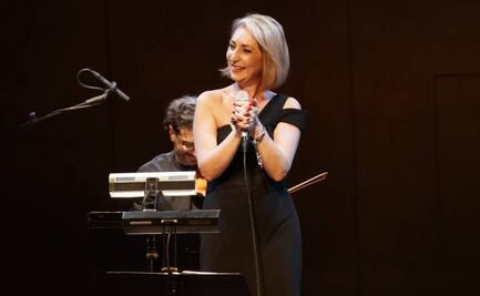 Alexandra Gravas le canta a México, al mundo y a la paz