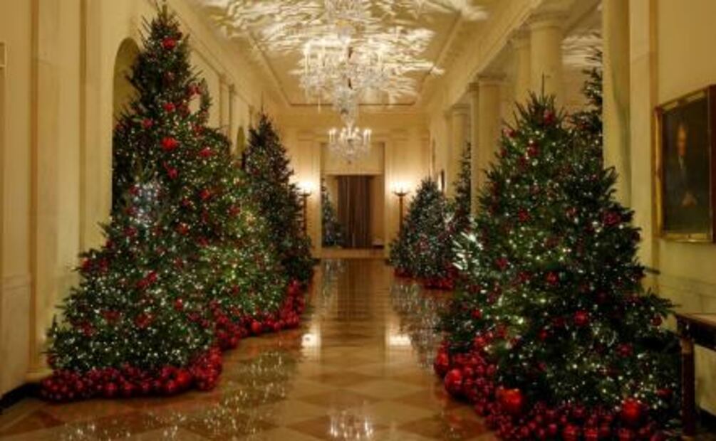 Melania Trump muestra decoración por Navidad en la Casa Blanca