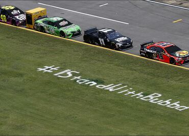 Pilotos y dueños de Nascar se solidarizan con Bubba Wallace