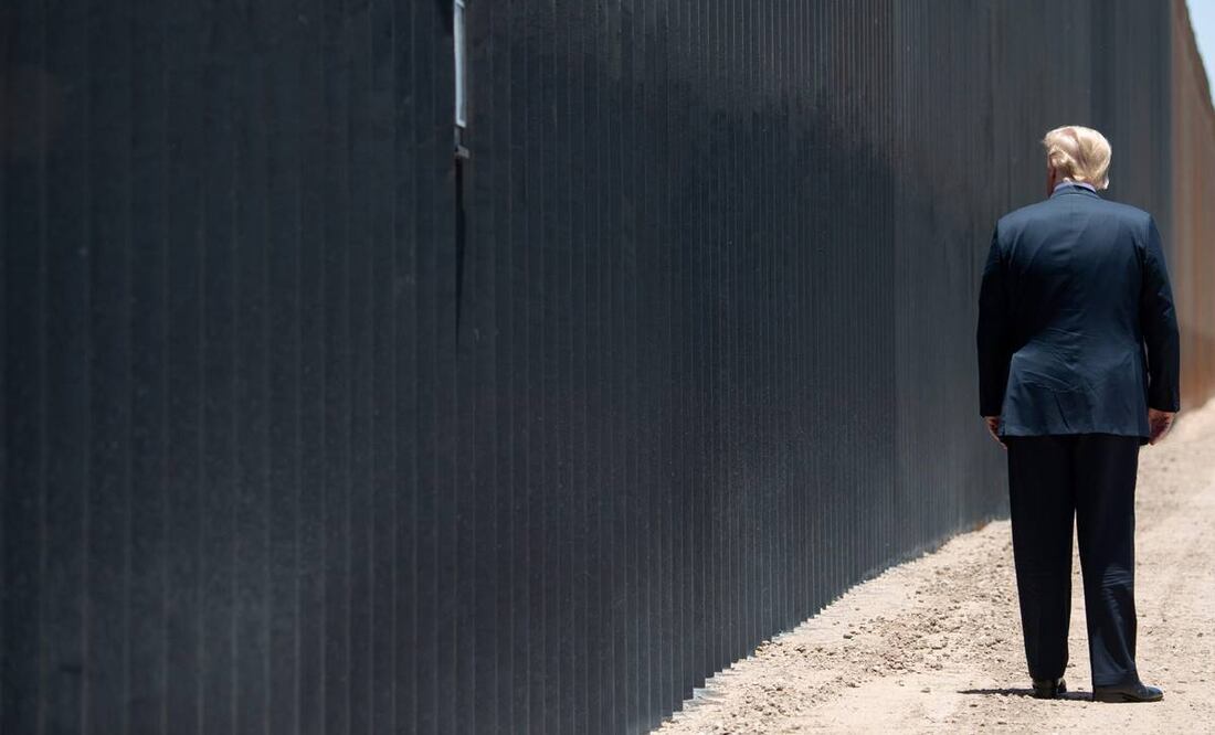 El presidente electo de EU., Donald Trump, calificó como una "victoria" el fallo de un juez de Texas que prohíbe al gobierno de Joe Biden vender materiales destinados al muro fronterizo. (28/12/24) Foto: AFP/Archivo