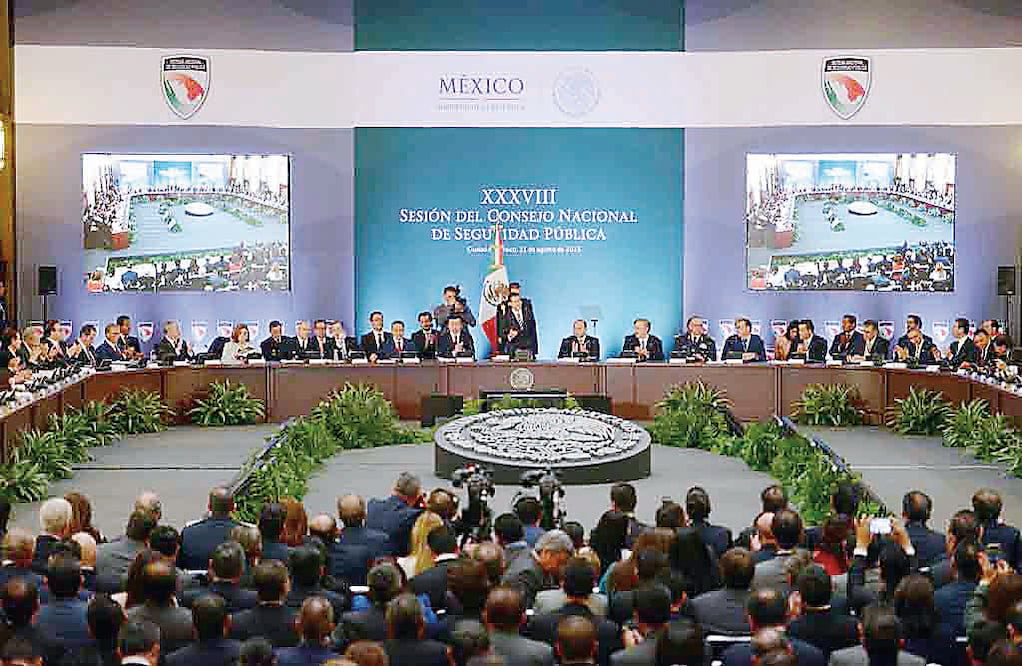 El presidente de la República, Enrique Peña Nieto, durante su mensaje y declaratoria inaugural de la 38 Sesión del Consejo Nacional de Seguridad Pública, la cual fue celebrada en el Salón Tesorería de Palacio Nacional (ESPECIAL)