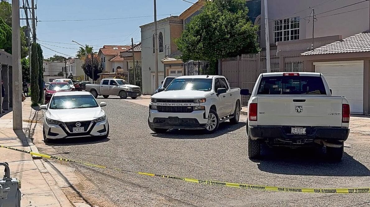 Elementos de la Agencia Estatal de Investigaciones (AEI) llevaron a cabo varios cateos en viviendas por el caso del crematorio en Ciudad Juárez. Foto: Paola Gamboa / EL UNIVERSAL