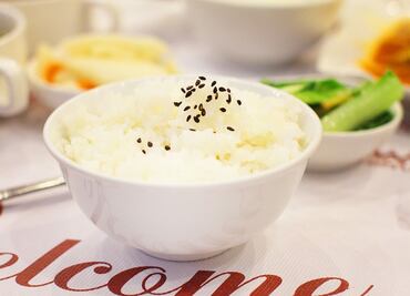 El arroz blanco podría aumentar el riesgo de padecer diabetes